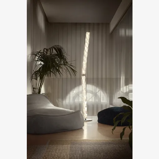 Lampada a led dimmerabile Hugo Floor di Slamp