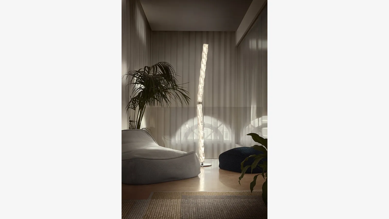 Lampada a led dimmerabile Hugo Floor di Slamp