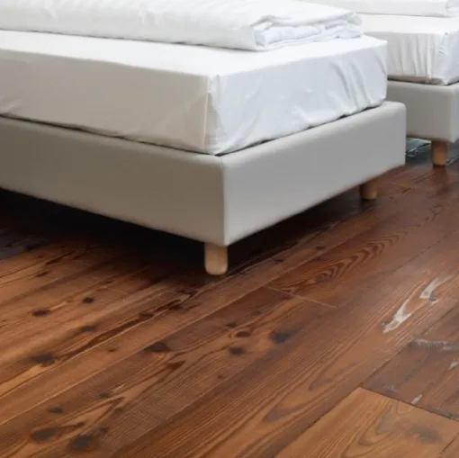 Parquet Fener in Larice variegato spazzolato di Fiemme Tremila