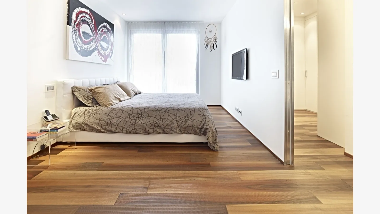 Parquet Fior di Nettare in Noce italiano senza nodi piano sega di Fiemme Tremila