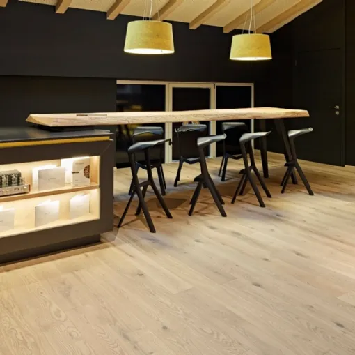 Parquet Respiro in Rovere nodoso spazzolato Fiemme Tremila